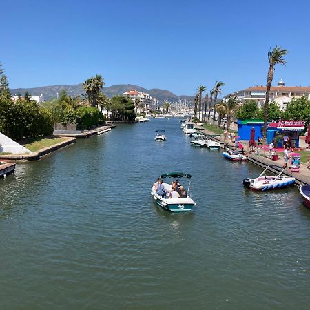 Charmante Maison Coeur De Ville 650M Plage Empuriabrava Buitenkant foto
