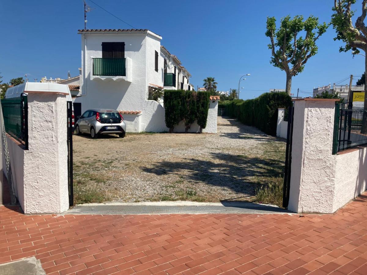 Charmante Maison Coeur De Ville 650M Plage Empuriabrava Buitenkant foto